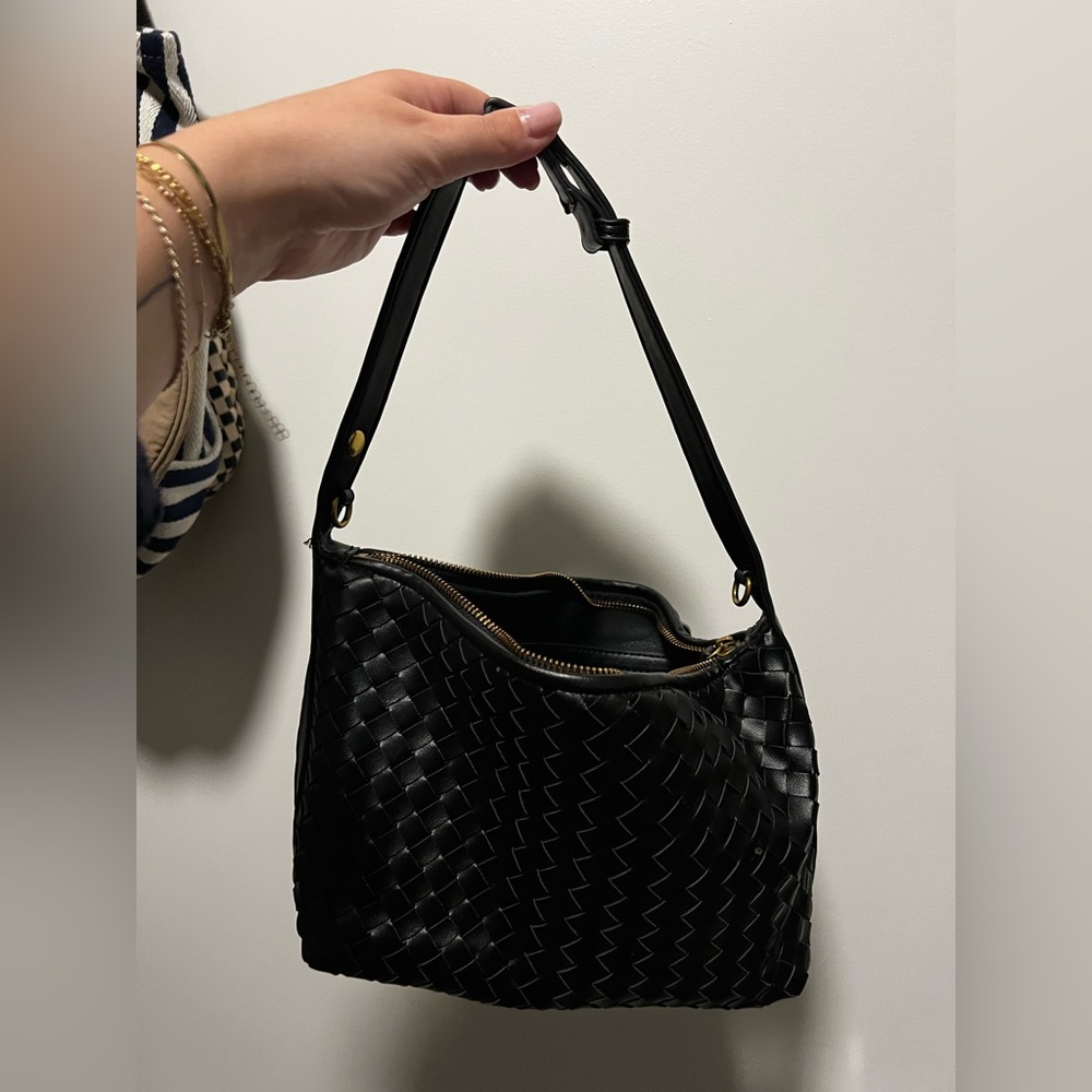 Elegant Black Woven Handbag